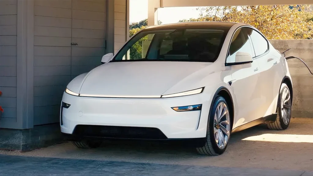 Tesla Model Y Launches in India at ₹59.89 Lakh Tesla Model Y Launches in India at ₹59.89 Lakh