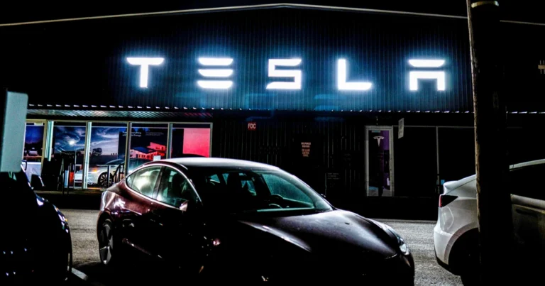 Florida Jury Orders Tesla to Pay $243 Million Following Deadly Autopilot Crash